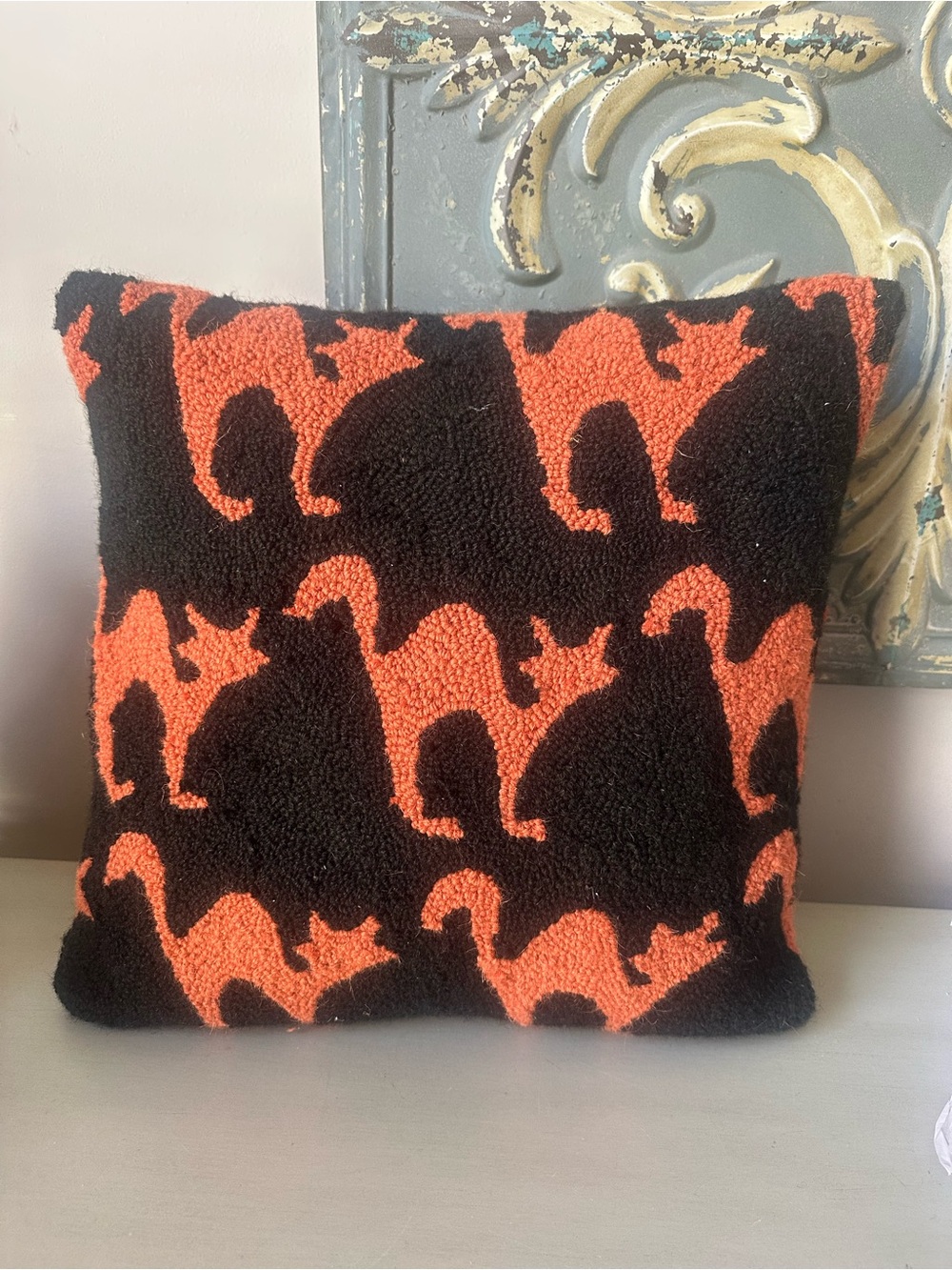 Grandin road Halloween hooked wool black orange cat throw decorative pillow